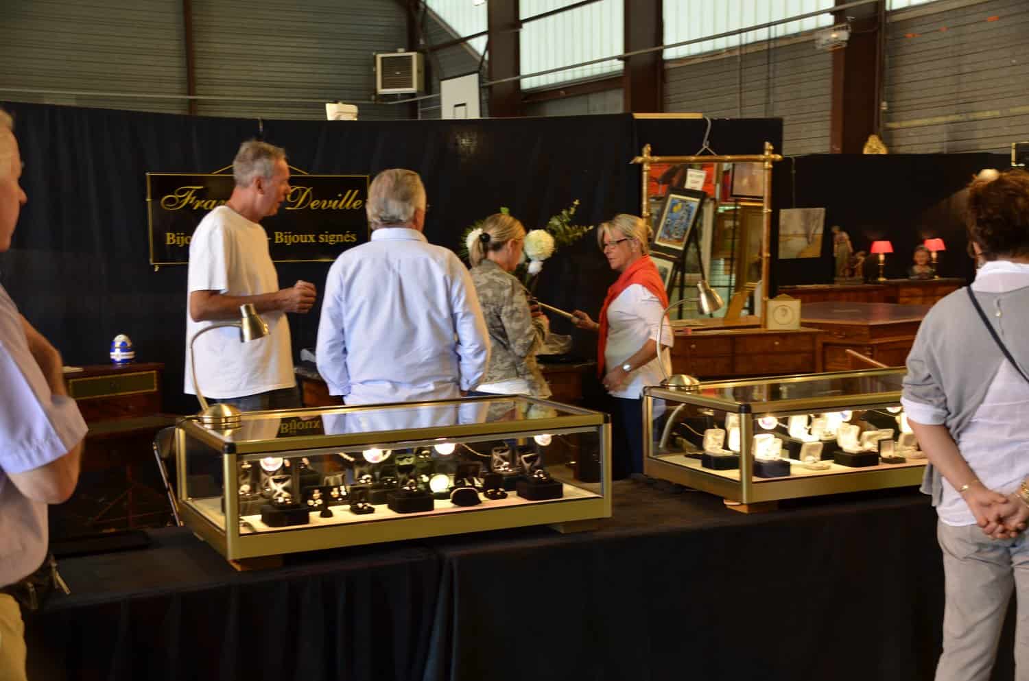 Foire Antiquités Brocante - Allanche